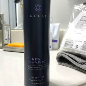 Monat Renew shampoo used